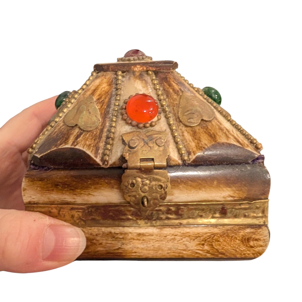 Vintage Trinket Box with Possible Camel Bone Inlay, Brass Fittings Purple Lining - Picture 2 of 13